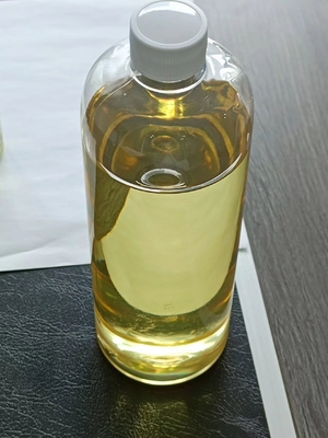 Dầu hỏa khoáng hóa sinh khối có mùi nhẹ trong bao bì chai